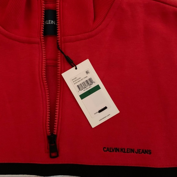 Calvin Klein Quarter Zip - Picture 3 of 3